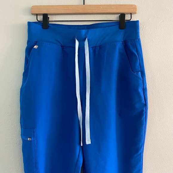 Figs High Waisted Zamora Jogger Scrub Pants - Picture 2 of 7